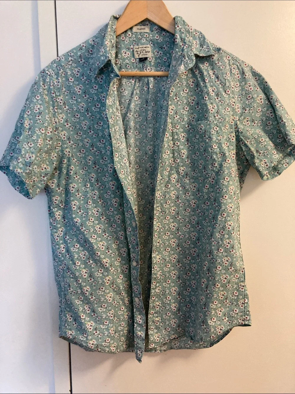 J. Crew Men's Short-Sleeve Floral Button-Down Shirt in Mint